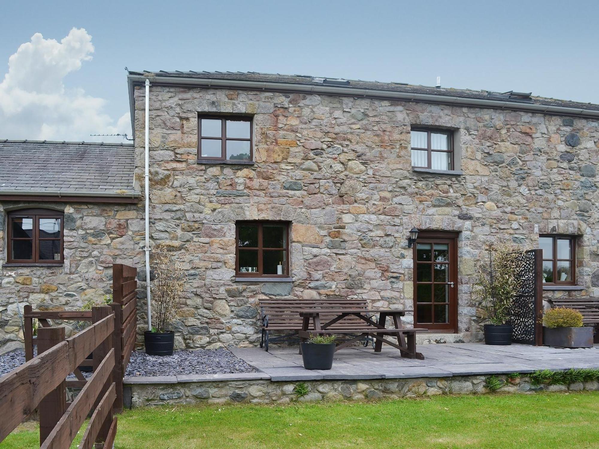 Llofft Yr Yd - 16984 Brynsiencyn Exterior foto